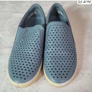 ECCO women’s perforated blue slip on loafers